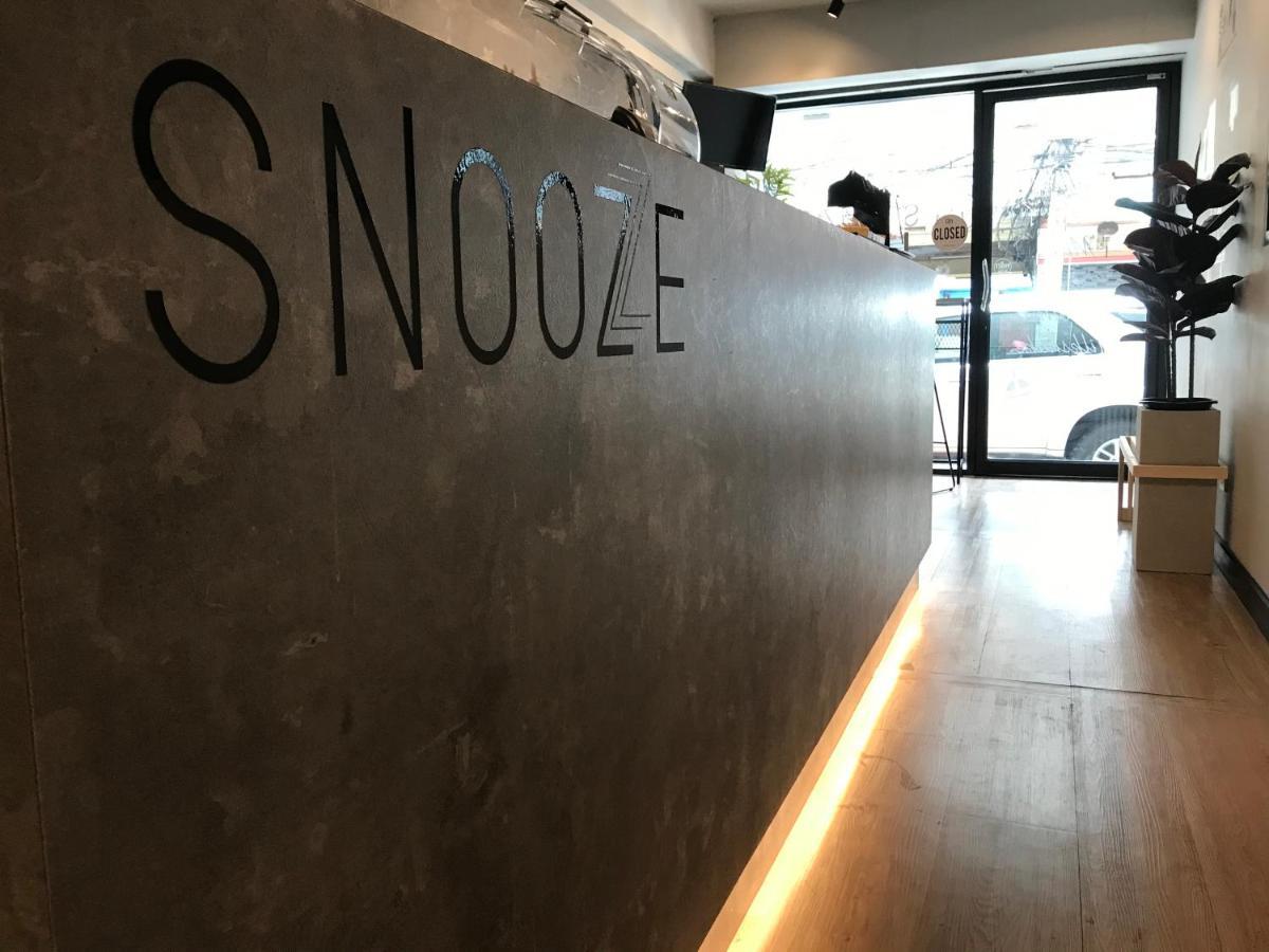 Snoozzze Hostel ใกล้รถไฟฟ้า ย่านบางรัก (Adults Only) Bangkok Buitenkant foto
