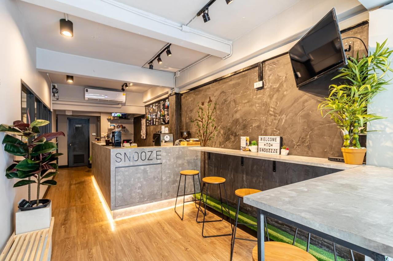 Snoozzze Hostel ใกล้รถไฟฟ้า ย่านบางรัก (Adults Only) Bangkok Buitenkant foto