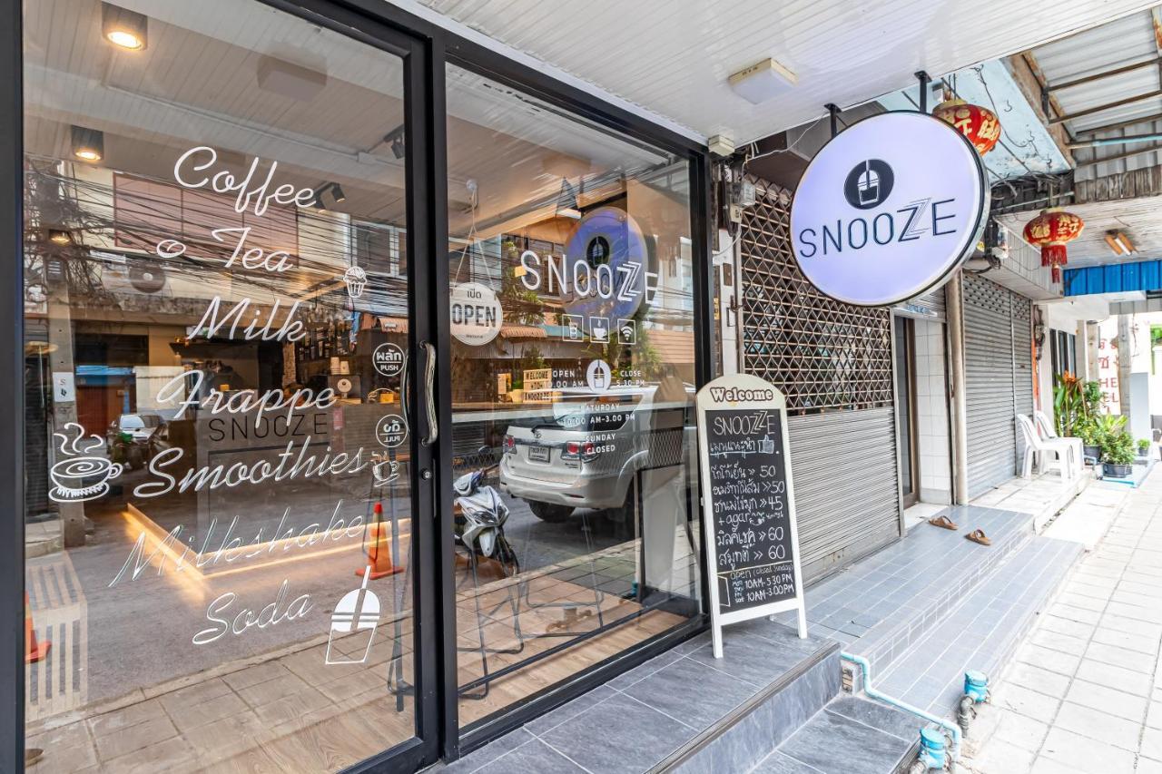 Snoozzze Hostel ใกล้รถไฟฟ้า ย่านบางรัก (Adults Only) Bangkok Buitenkant foto